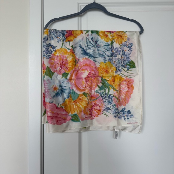 Albert Nipon Accessories - Albert Nipon Vintage 100% Silk Floral Scarf